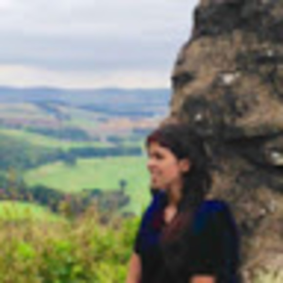 Meet your Posher, Mia - Picture 1 of 1